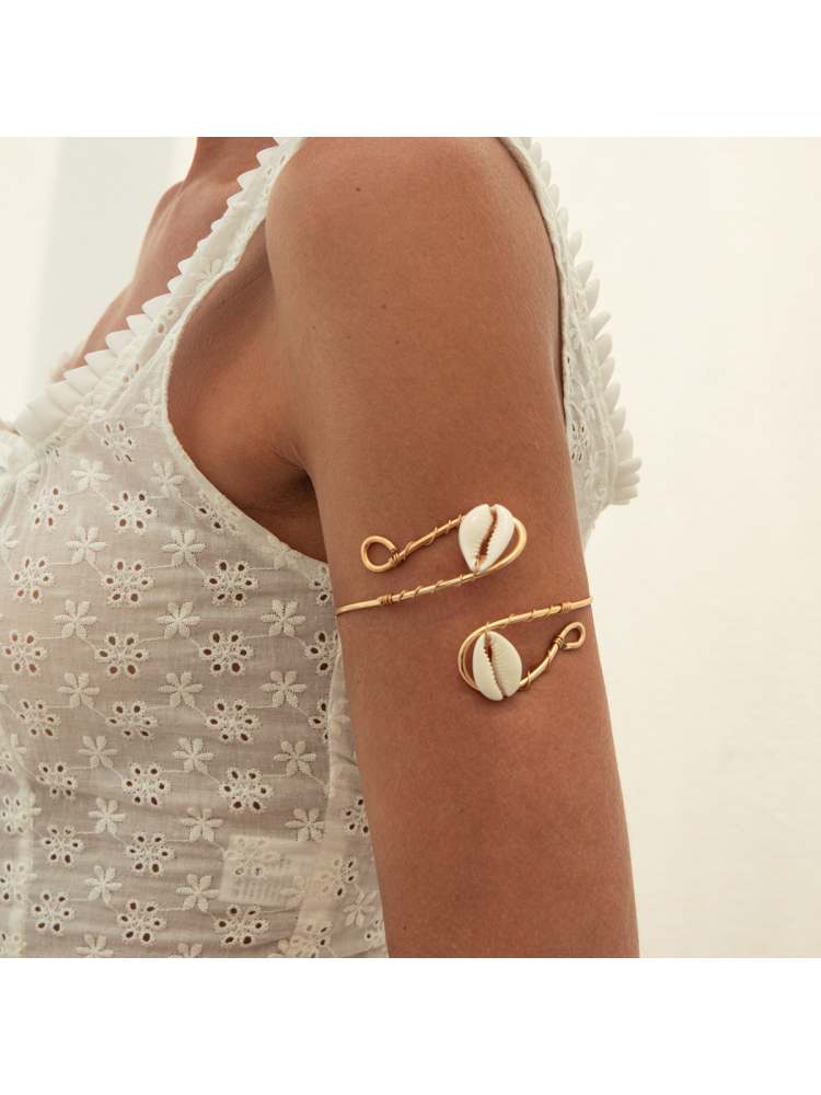 Concha Arm Bangle