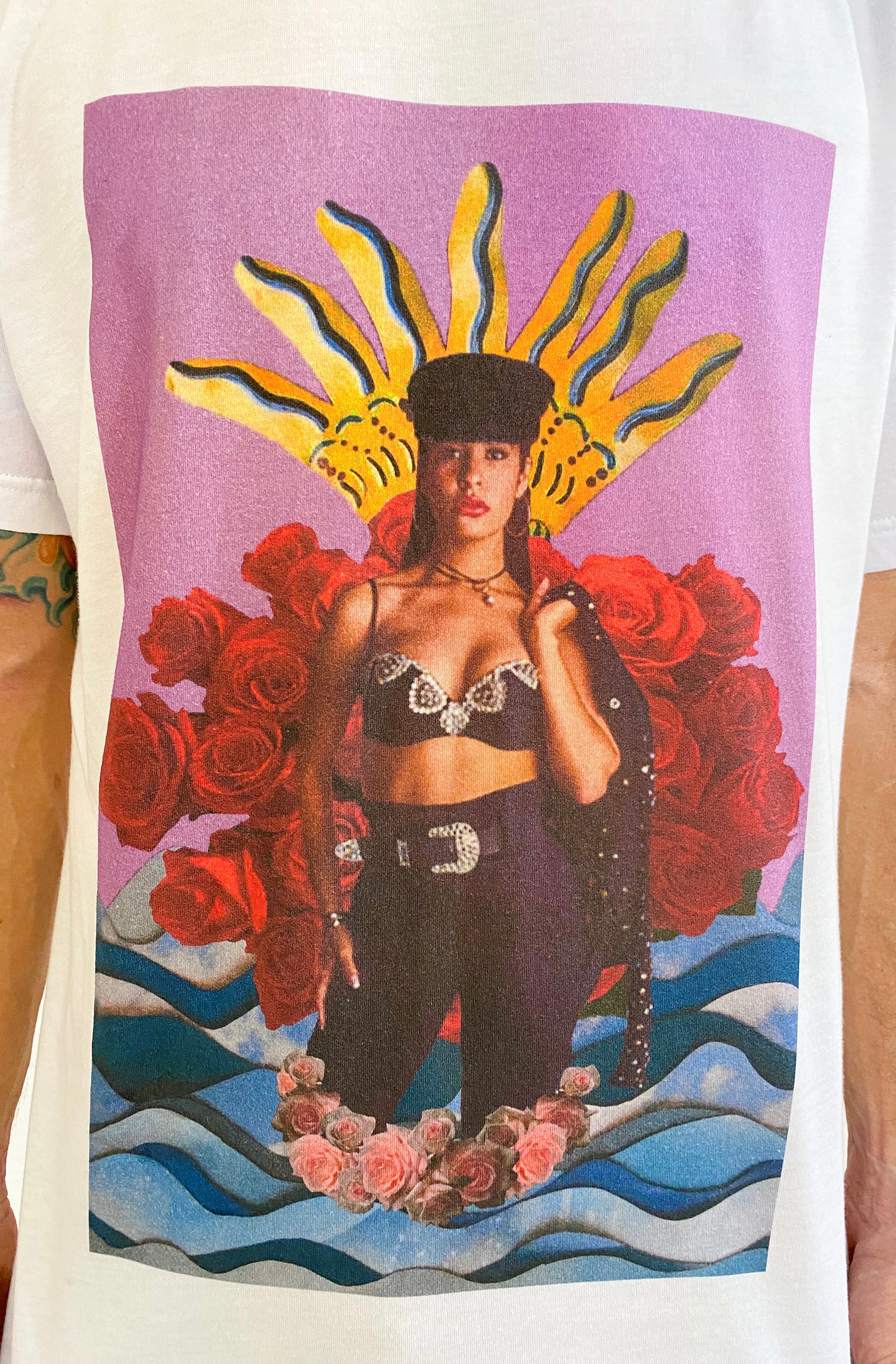 Selena Tee